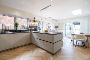 Kitchen/ Diner- click for photo gallery